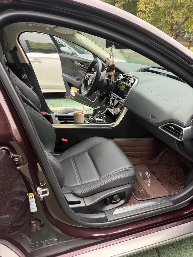 2020 Jaguar XEL 2.0T 200HP L4 8AT,autocango,china used car exporter,china ev exporter,chinese used car exporter,chinese used ev exporter