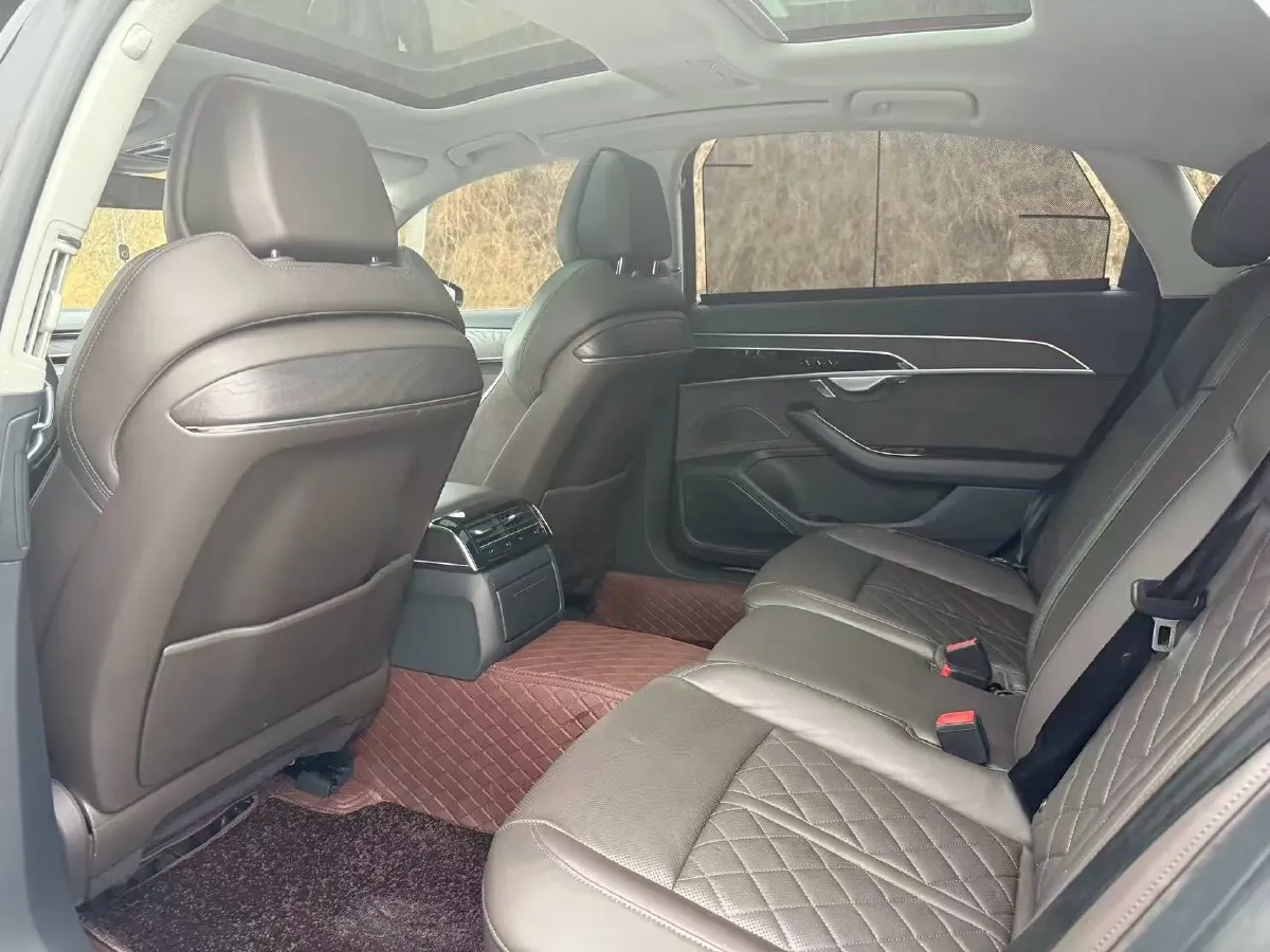 2021 Audi A8 3.0T 286HP V6 8AT,autocango,china used car exporter,china ev exporter,chinese used car exporter,chinese used ev exporter