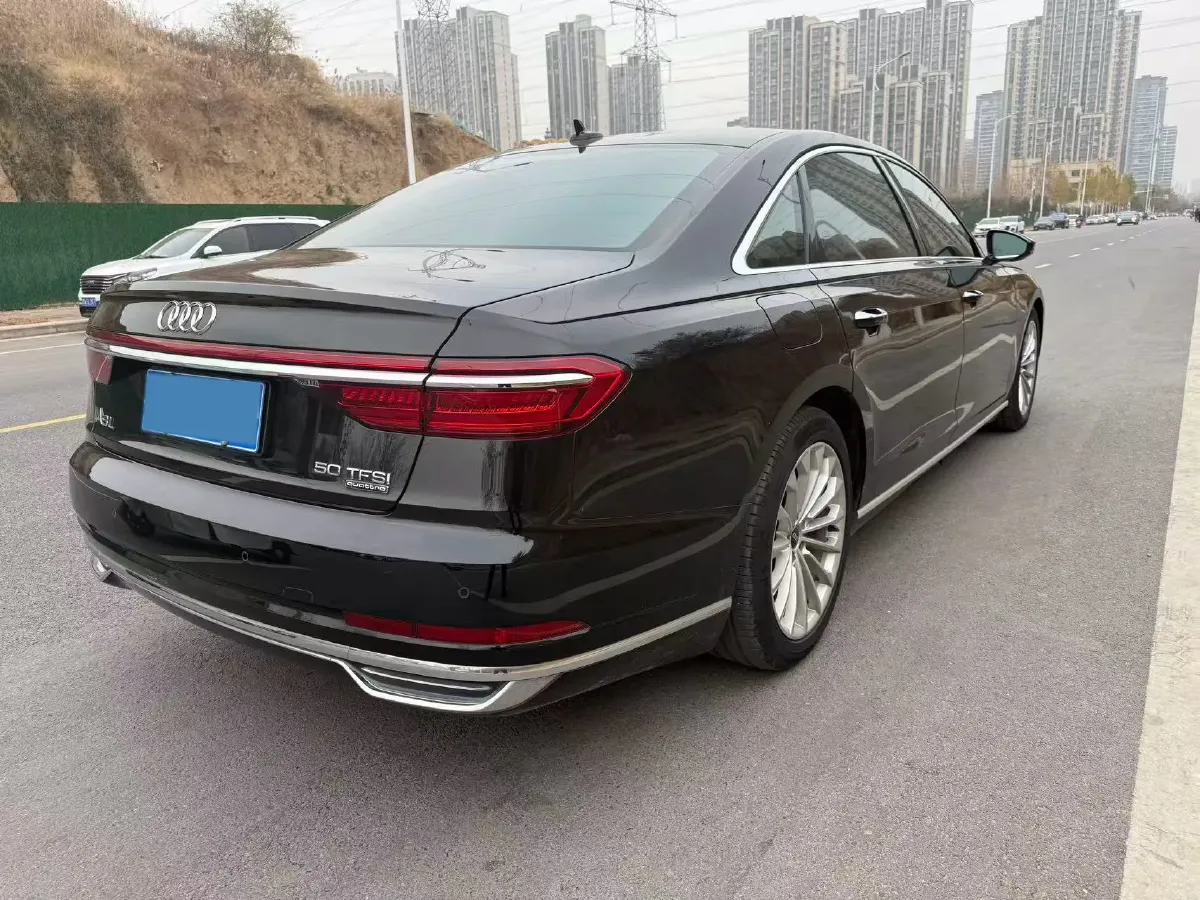 2021 Audi A8 3.0T 286HP V6 8AT,autocango,china used car exporter,china ev exporter,chinese used car exporter,chinese used ev exporter