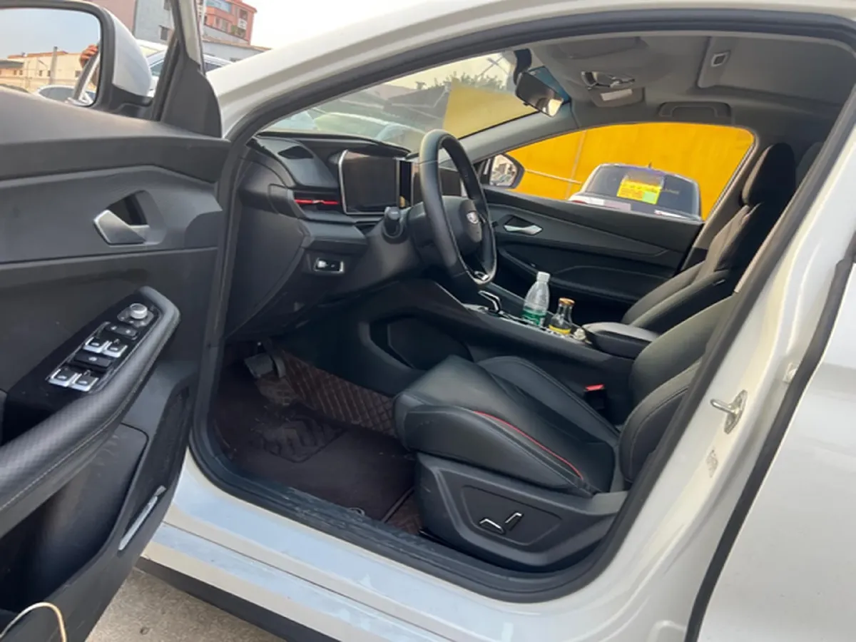 2022 Geely Binray 1.5T 181HP L4 7DCT,autocango,china used car exporter,china ev exporter,chinese used car exporter,chinese used ev exporter