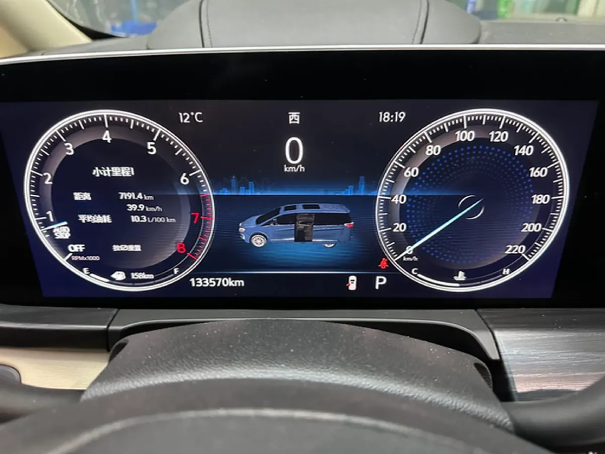 2023 Buick GL8 2.0T 237HP L4 9AT,autocango,china used car exporter,china ev exporter,chinese used car exporter,chinese used ev exporter