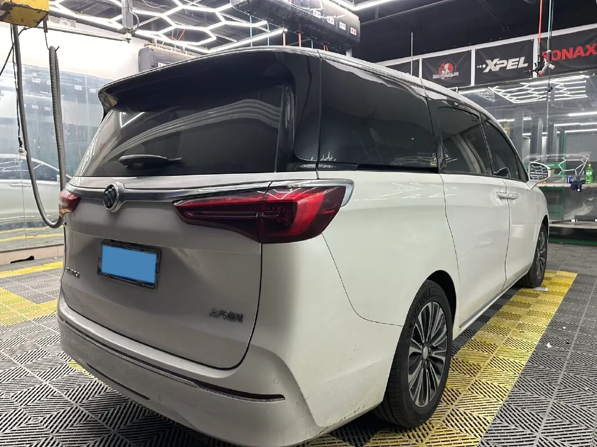 2023 Buick GL8 2.0T 237HP L4 9AT,autocango,china used car exporter,china ev exporter,chinese used car exporter,chinese used ev exporter