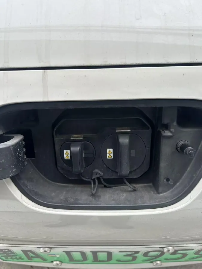 2025 WuLing HongGuang MINI EV BEV 16.2KWH,autocango,china used car exporter,china ev exporter,chinese used car exporter,chinese used ev exporter