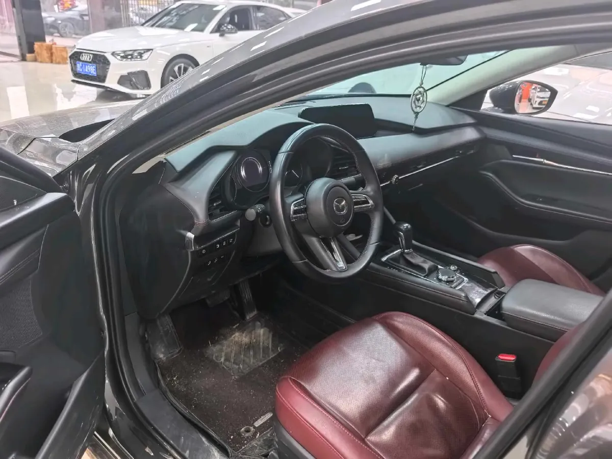 2022 Mazda 3 Axela 2.0L 158HP L4 6AT,autocango,china used car exporter,china ev exporter,chinese used car exporter,chinese used ev exporter