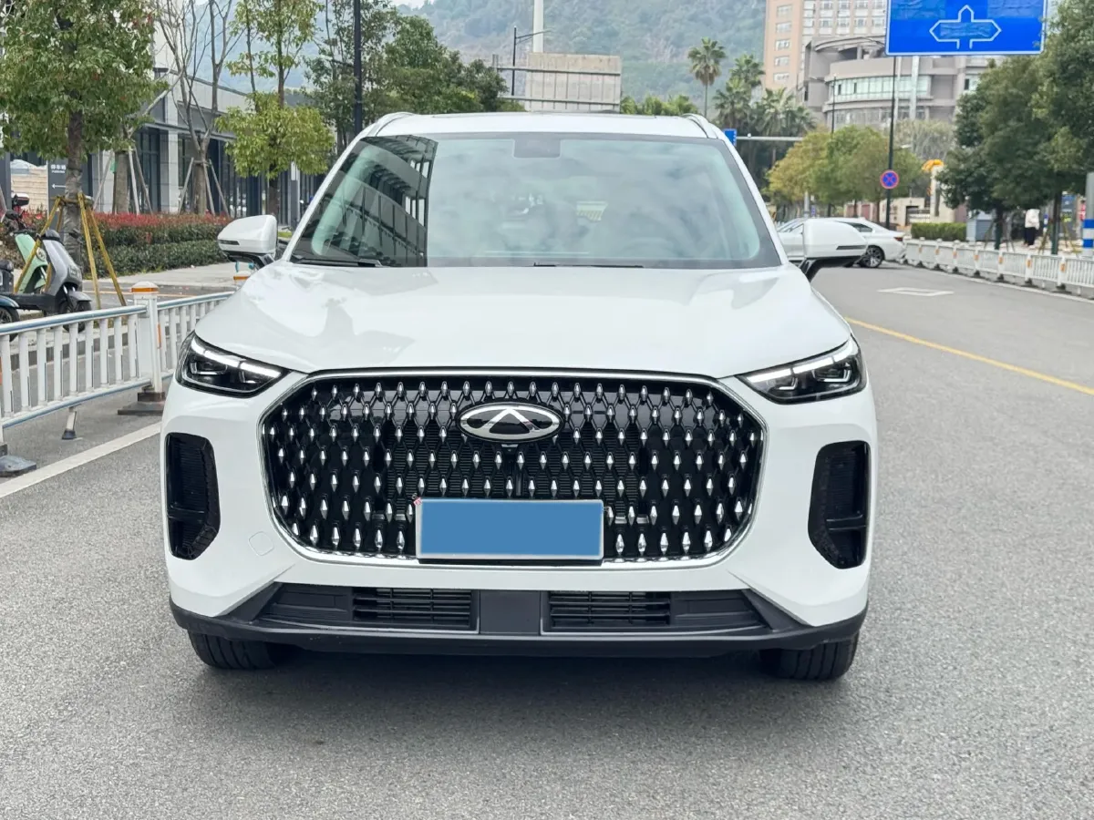 2024 Chery Tiggo8L 2.0T 254HP L4 8AT,autocango,china used car exporter,china ev exporter,chinese used car exporter,chinese used ev exporter