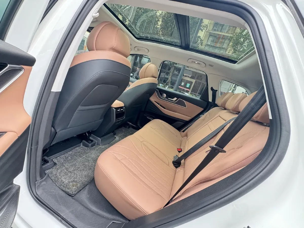 2024 Chery Tiggo8L 2.0T 254HP L4 8AT,autocango,china used car exporter,china ev exporter,chinese used car exporter,chinese used ev exporter