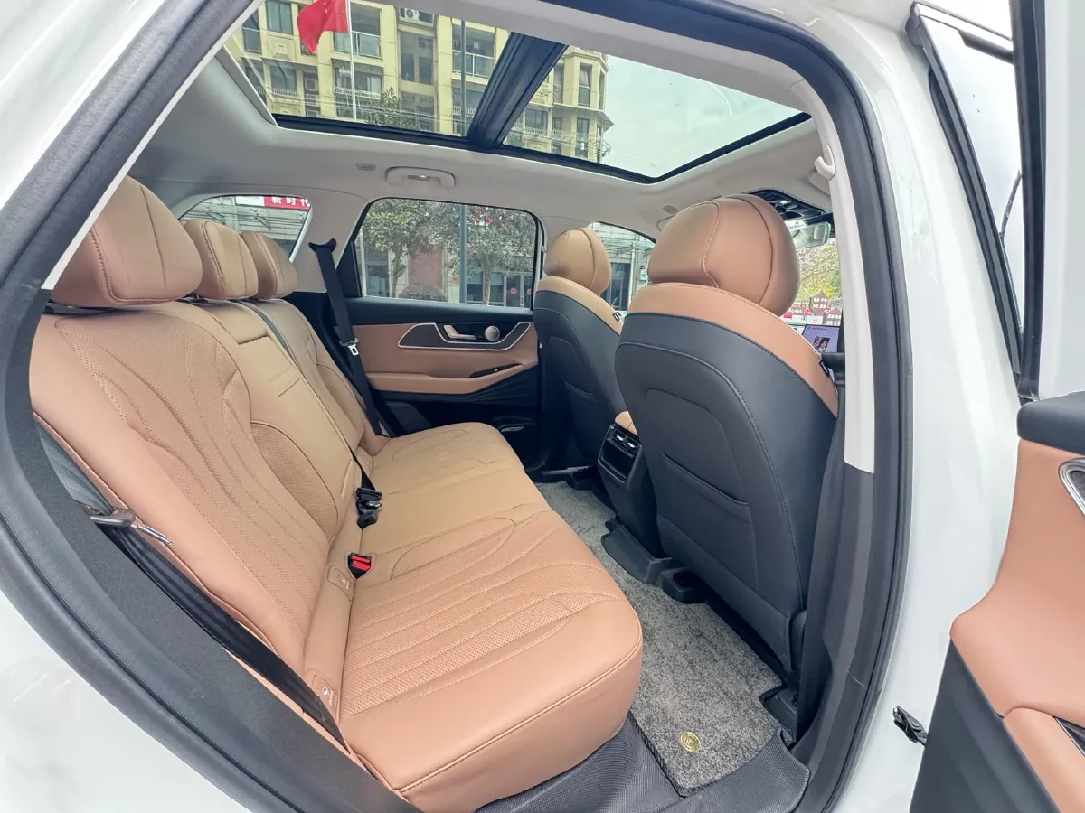 2024 Chery Tiggo8L 2.0T 254HP L4 8AT,autocango,china used car exporter,china ev exporter,chinese used car exporter,chinese used ev exporter