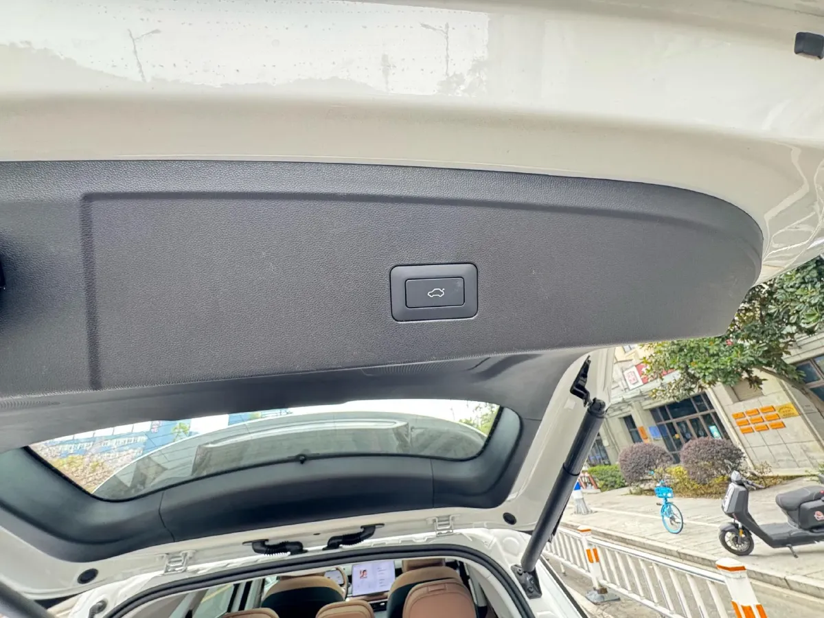 2024 Chery Tiggo8L 2.0T 254HP L4 8AT,autocango,china used car exporter,china ev exporter,chinese used car exporter,chinese used ev exporter