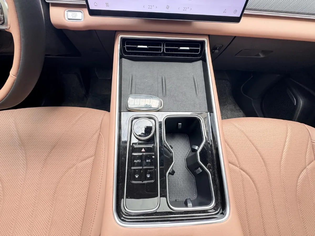 2024 Chery Tiggo8L 2.0T 254HP L4 8AT,autocango,china used car exporter,china ev exporter,chinese used car exporter,chinese used ev exporter