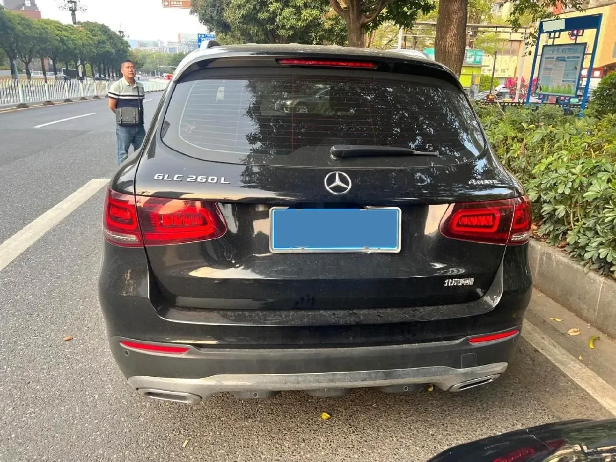 2021 Mercedes-Benz GLC Class 2.0T 197HP L4 9AT,autocango,china used car exporter,china ev exporter,chinese used car exporter,chinese used ev exporter