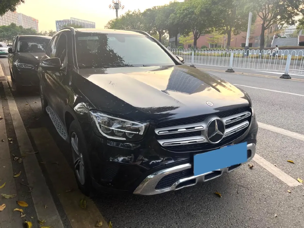 2021 Mercedes-Benz GLC Class 2.0T 197HP L4 9AT,autocango,china used car exporter,china ev exporter,chinese used car exporter,chinese used ev exporter