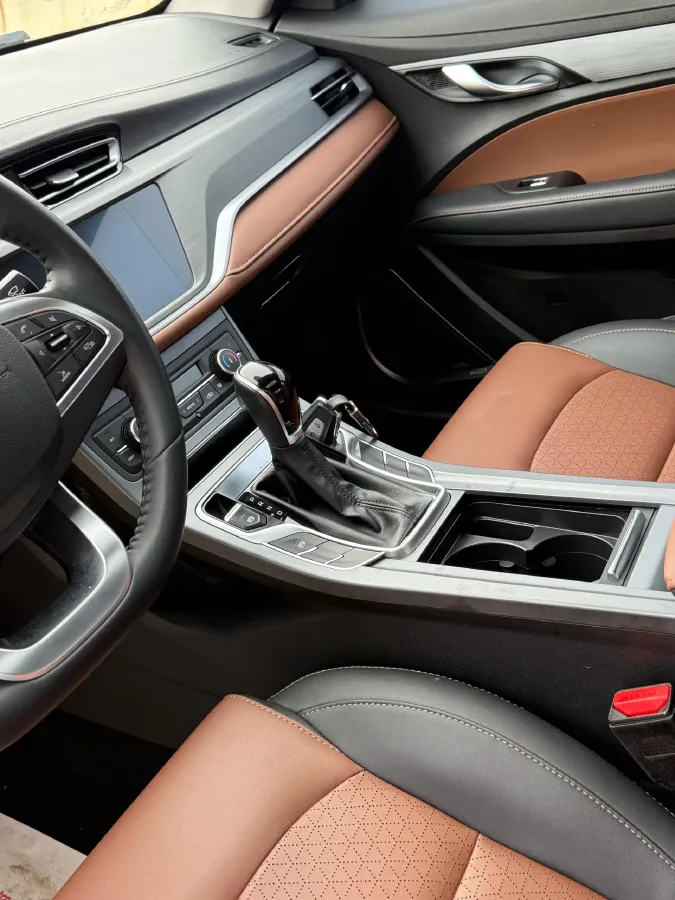 2021 Geely Emgrand 1.5L 109HP L4 CVT,autocango,china used car exporter,china ev exporter,chinese used car exporter,chinese used ev exporter