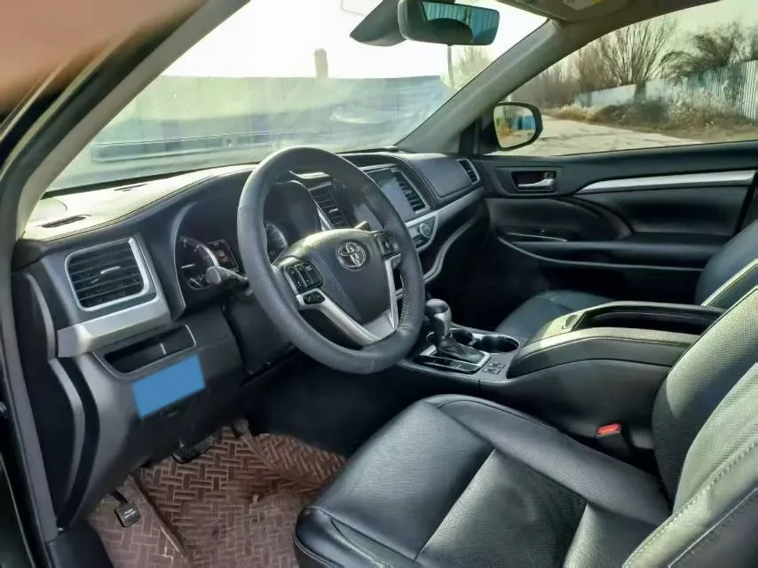 2018 Toyota Highlander 2.0T 220HP L4 6AT,autocango,china used car exporter,china ev exporter,chinese used car exporter,chinese used ev exporter