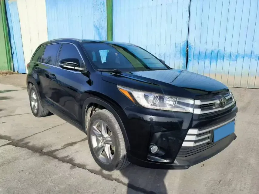 2018 Toyota Highlander 2.0T 220HP L4 6AT,autocango,china used car exporter,china ev exporter,chinese used car exporter,chinese used ev exporter