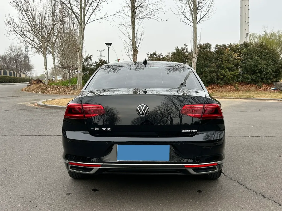 2020 Volkswagen Magotan 2.0T 186HP L4 7DCT,autocango,china used car exporter,china ev exporter,chinese used car exporter,chinese used ev exporter