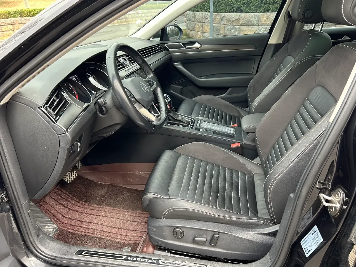 2020 Volkswagen Magotan 2.0T 186HP L4 7DCT,autocango,china used car exporter,china ev exporter,chinese used car exporter,chinese used ev exporter