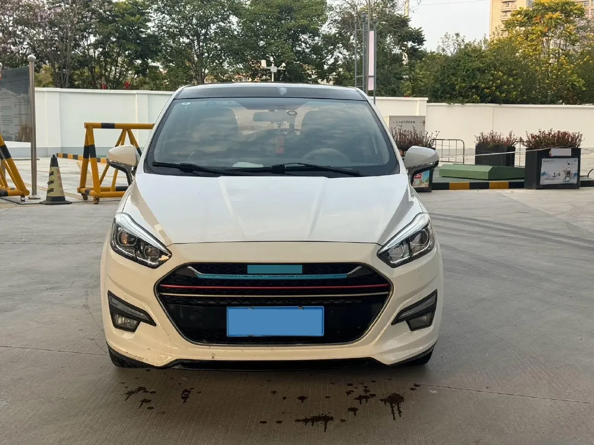 2017 LiFan XuanLang 2.0L 141HP L4 CVT,autocango,china used car exporter,china ev exporter,chinese used car exporter,chinese used ev exporter