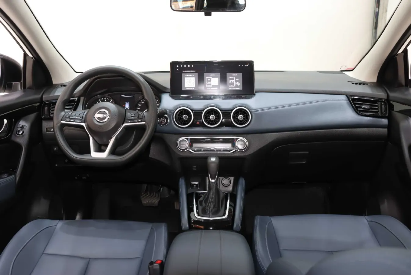 2025 Nissan Qashqai 2.0L 151HP L4 CVT,autocango,china used car exporter,china ev exporter,chinese used car exporter,chinese used ev exporter