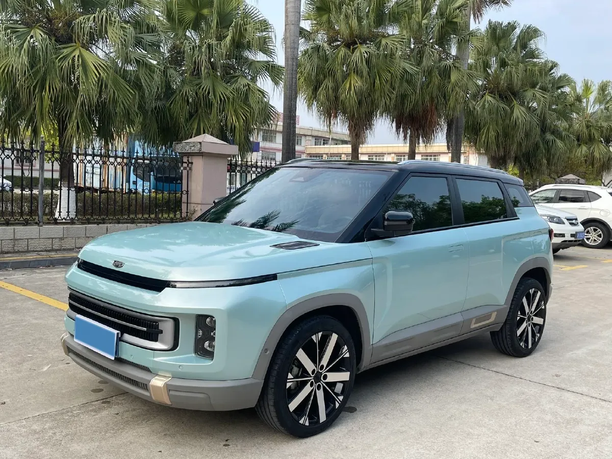2023 Geely ICON 1.5T 181HP L4 7DCT,autocango,china used car exporter,china ev exporter,chinese used car exporter,chinese used ev exporter
