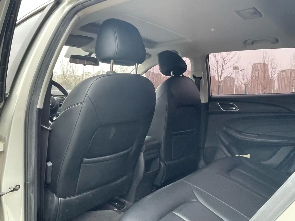 2018 Roewe Ei5 BEV 35KWH,autocango,china used car exporter,china ev exporter,chinese used car exporter,chinese used ev exporter