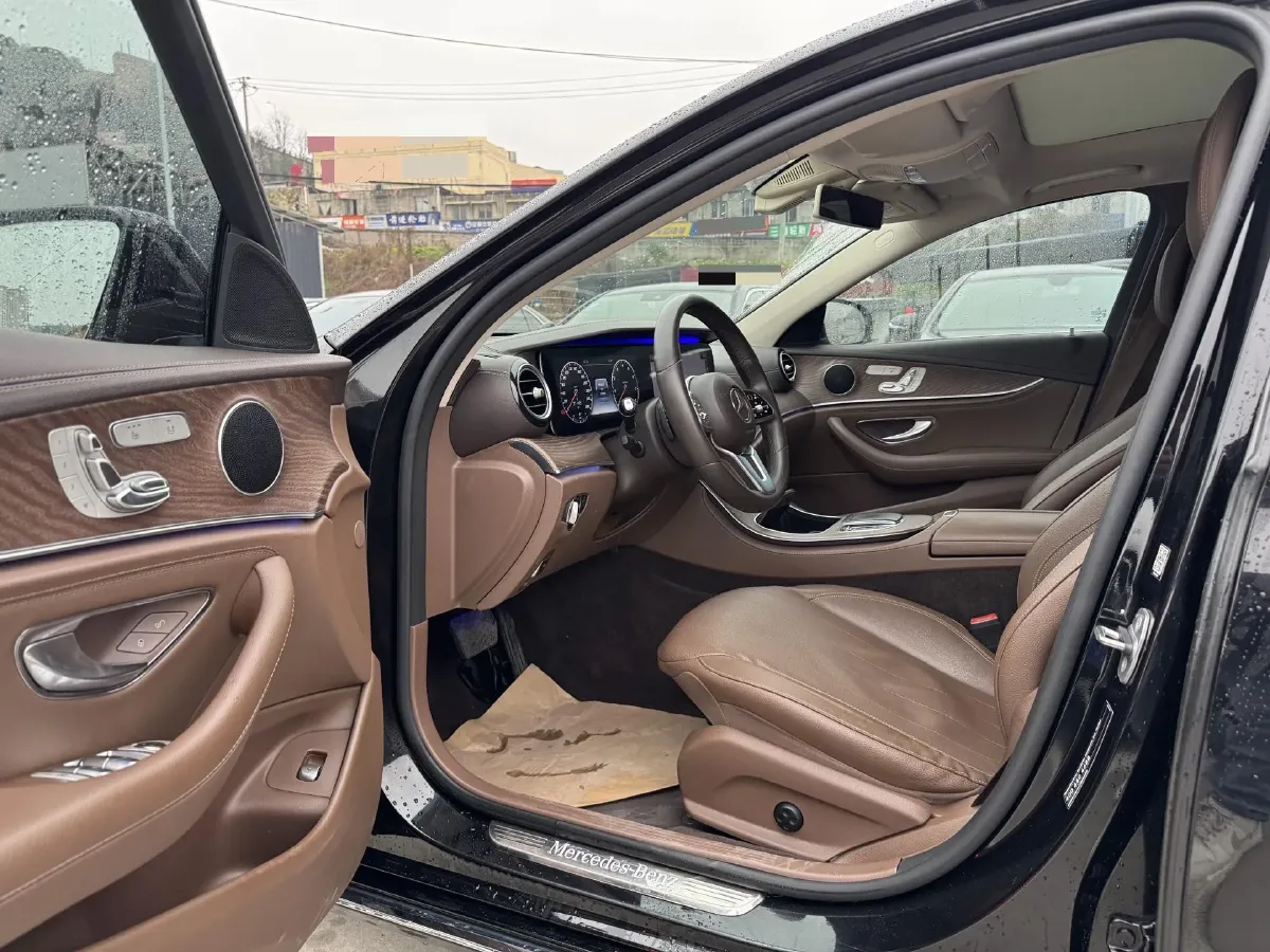 2020 Mercedes-Benz E Class 2.0T 258HP L4 9AT,autocango,china used car exporter,china ev exporter,chinese used car exporter,chinese used ev exporter