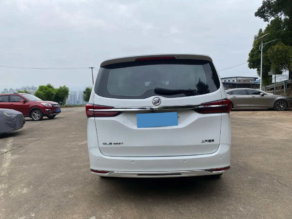 2021 Buick GL8 2.0T 237HP L4 9AT,autocango,china used car exporter,china ev exporter,chinese used car exporter,chinese used ev exporter