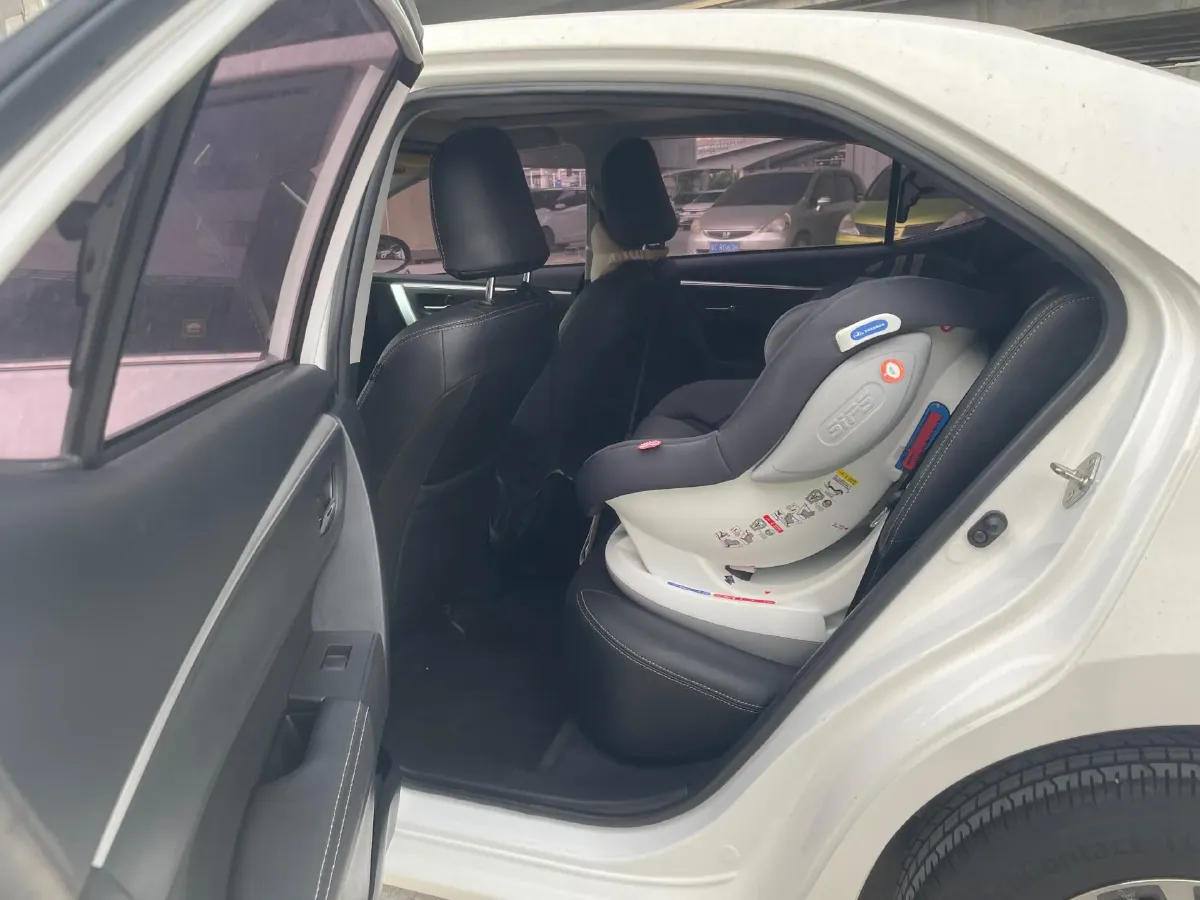 2017 Toyota Corolla 1.2T 116HP L4 CVT,autocango,china used car exporter,china ev exporter,chinese used car exporter,chinese used ev exporter