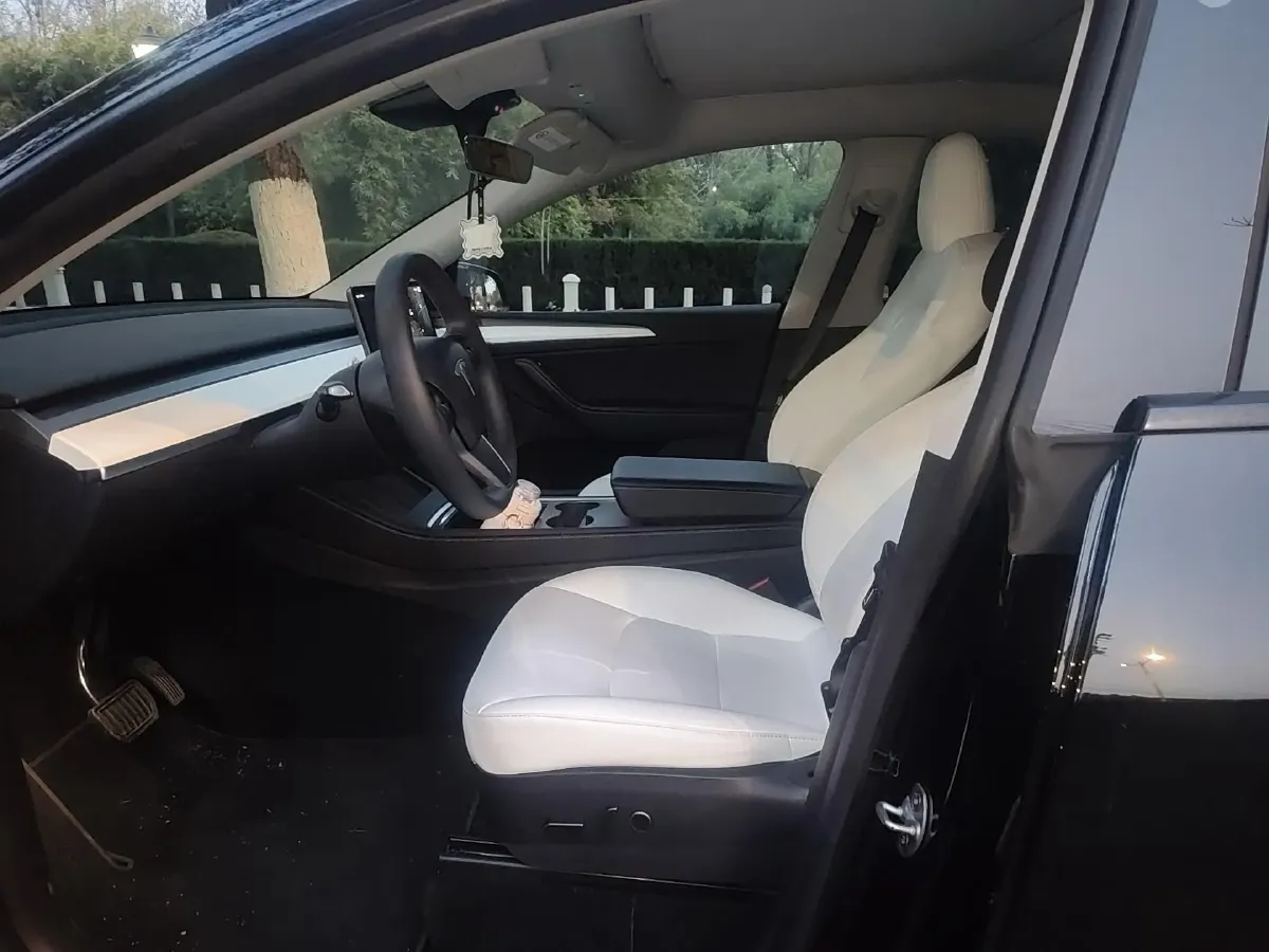 2022 Tesla Model Y BEV 60KWH,autocango,china used car exporter,china ev exporter,chinese used car exporter,chinese used ev exporter