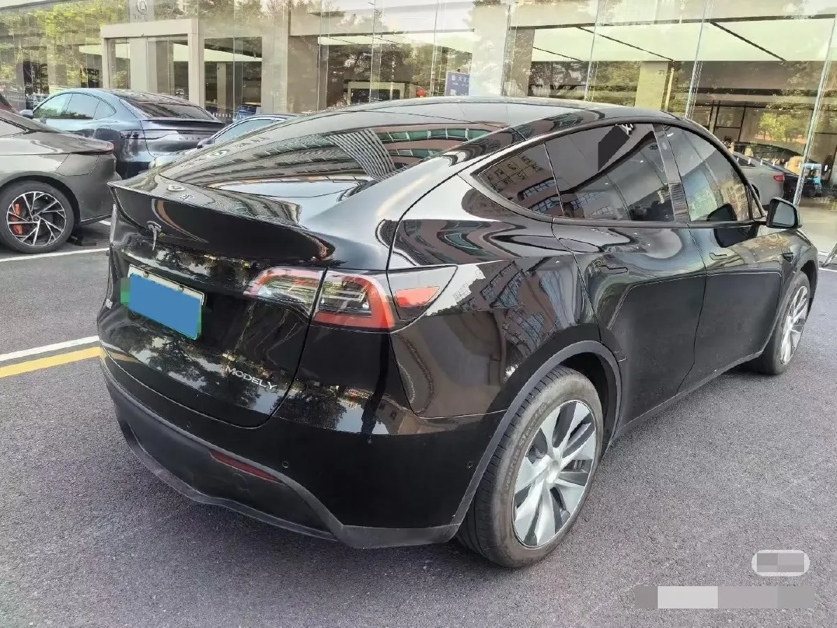 2022 Tesla Model Y BEV 60KWH,autocango,china used car exporter,china ev exporter,chinese used car exporter,chinese used ev exporter