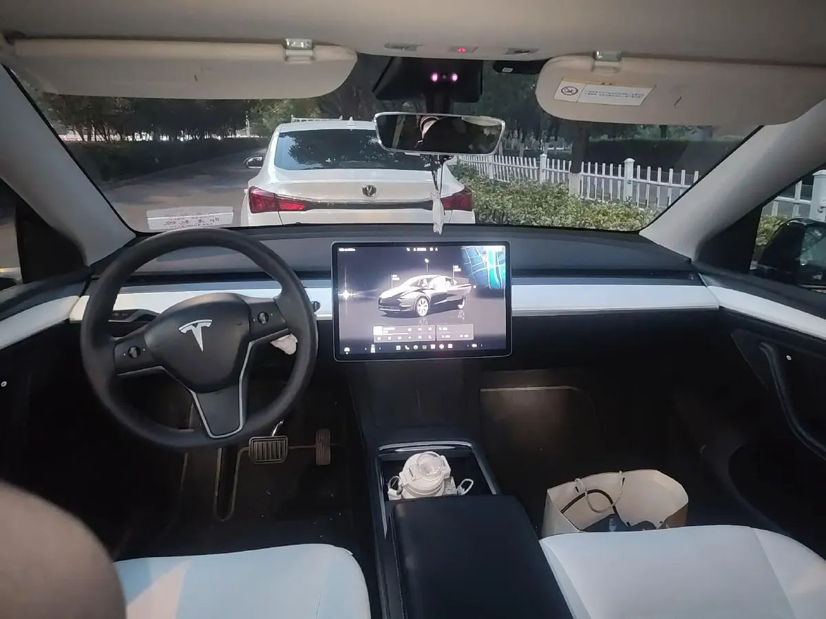 2022 Tesla Model Y BEV 60KWH,autocango,china used car exporter,china ev exporter,chinese used car exporter,chinese used ev exporter