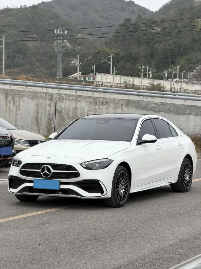 2024 Mercedes-Benz C Class 1.5T 204HP L4 9AT,autocango,china used car exporter,china ev exporter,chinese used car exporter,chinese used ev exporter