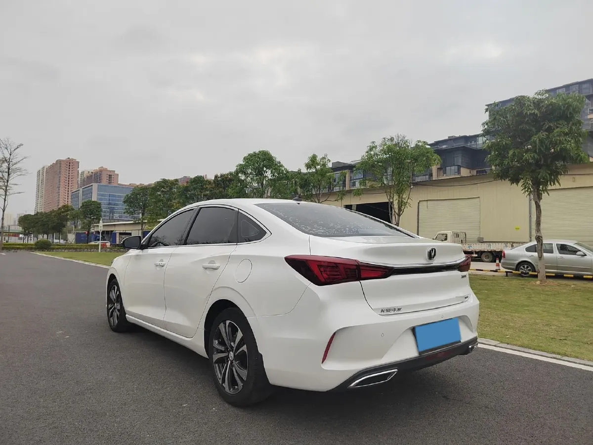 2021 ChangAn Eado 1.4T 160HP L4 7DCT,autocango,china used car exporter,china ev exporter,chinese used car exporter,chinese used ev exporter