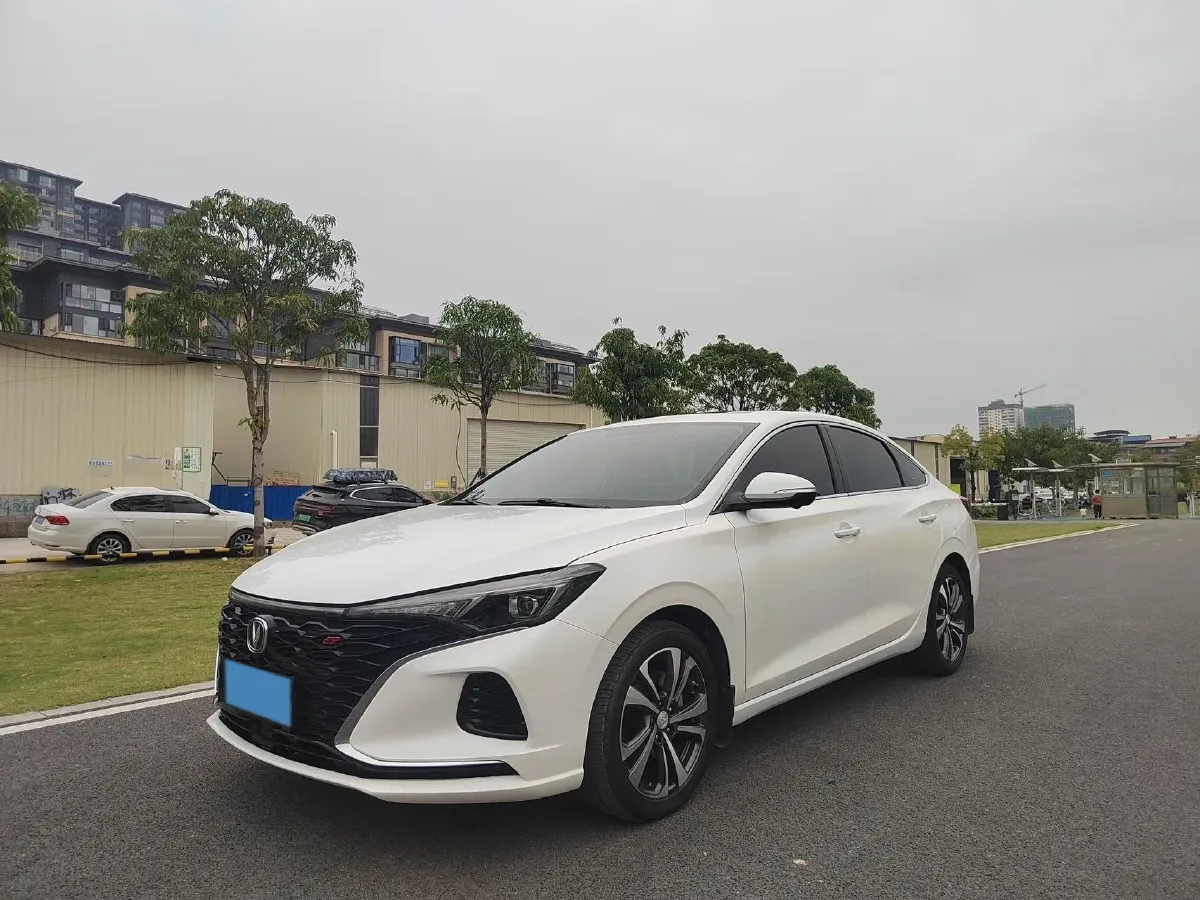 2021 ChangAn Eado 1.4T 160HP L4 7DCT,autocango,china used car exporter,china ev exporter,chinese used car exporter,chinese used ev exporter