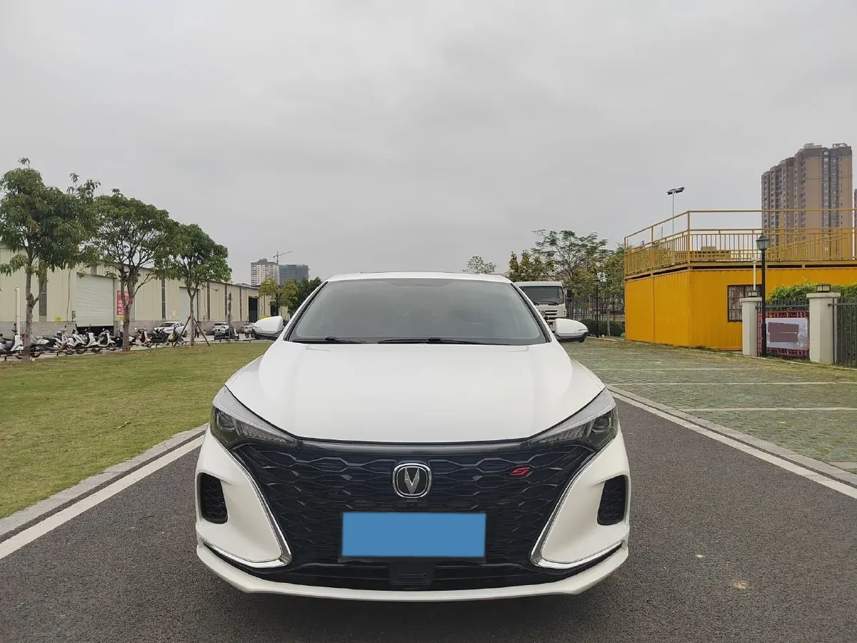 2021 ChangAn Eado 1.4T 160HP L4 7DCT,autocango,china used car exporter,china ev exporter,chinese used car exporter,chinese used ev exporter