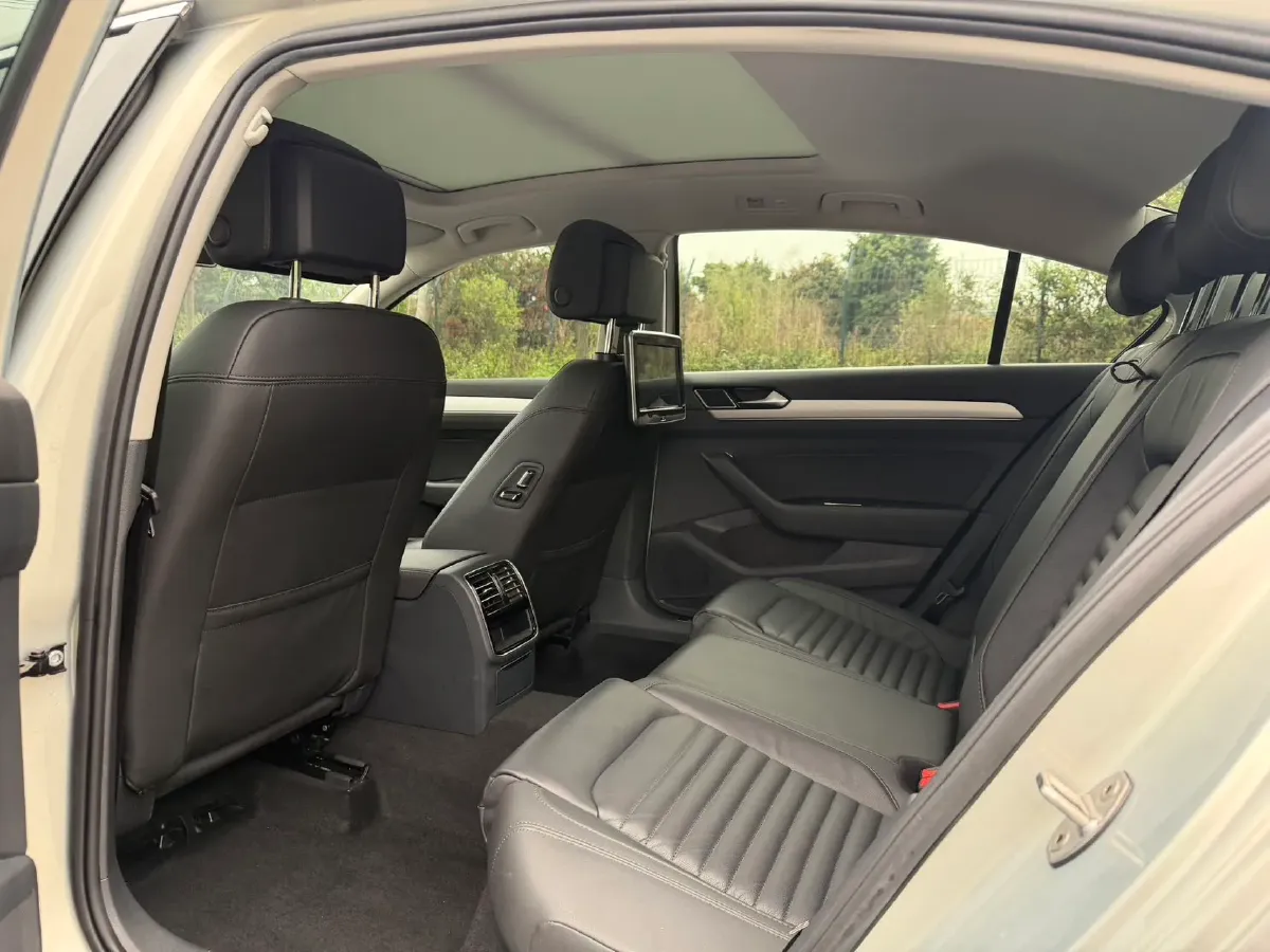 2019 Chevrolet Malibu XL 2.0T 241HP L4 9AT,autocango,china used car exporter,china ev exporter,chinese used car exporter,chinese used ev exporter