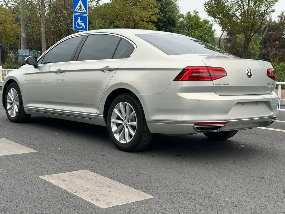 2019 Chevrolet Malibu XL 2.0T 241HP L4 9AT,autocango,china used car exporter,china ev exporter,chinese used car exporter,chinese used ev exporter