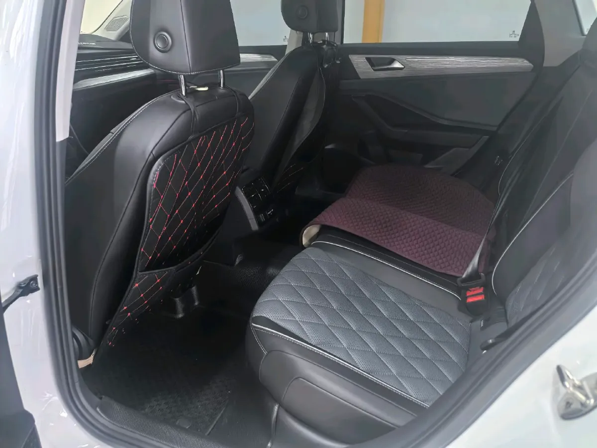 2025 Volkswagen Sagitar 1.5T 160HP L4 7DCT,autocango,china used car exporter,china ev exporter,chinese used car exporter,chinese used ev exporter