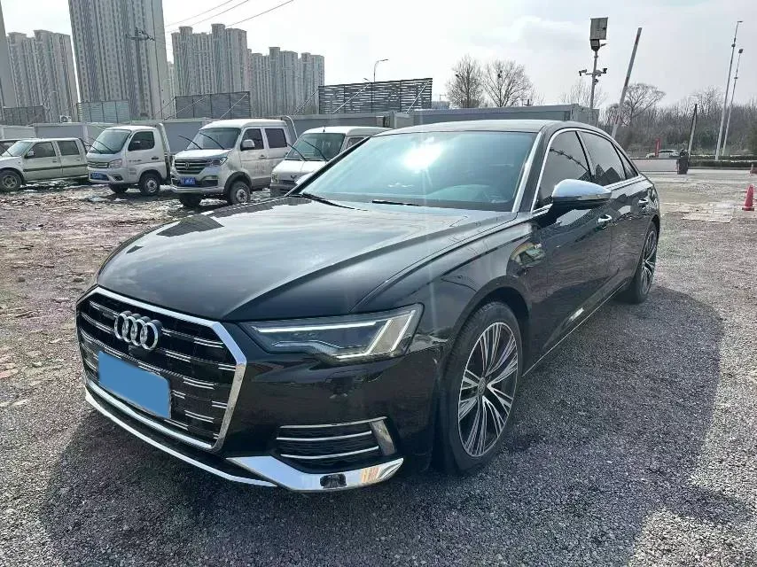 2021 Audi A6L 2.0T 224HP L4 7DCT,autocango,china used car exporter,china ev exporter,chinese used car exporter,chinese used ev exporter