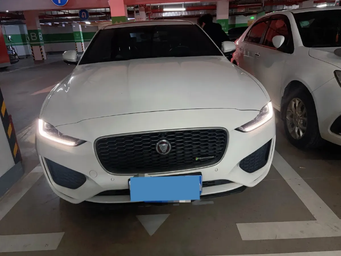 2021 Jaguar XEL 2.0T 250HP L4 8AT,autocango,china used car exporter,china ev exporter,chinese used car exporter,chinese used ev exporter