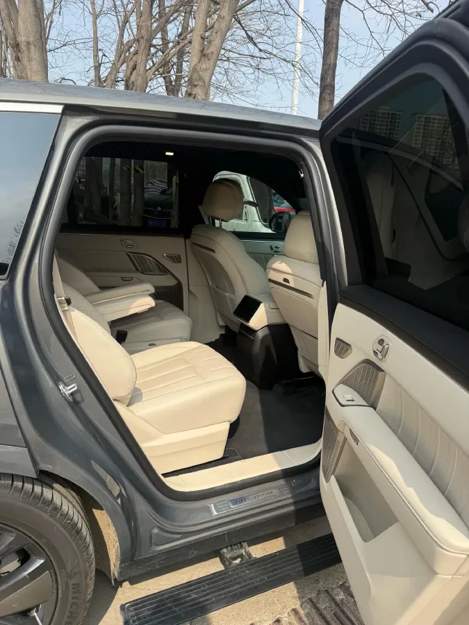 2025 ONVO L90 BEV,autocango,china used car exporter,china ev exporter,chinese used car exporter,chinese used ev exporter