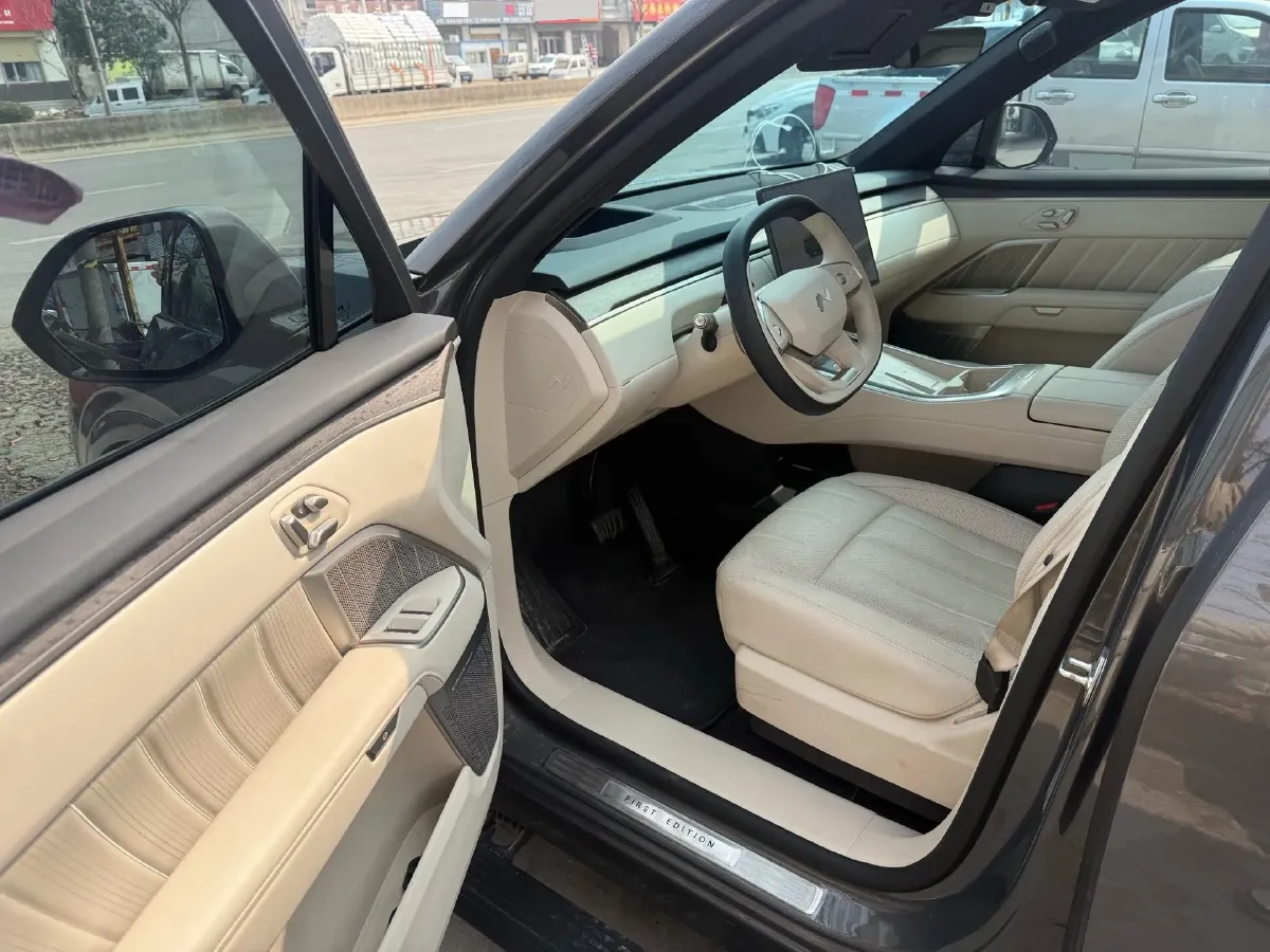 2025 ONVO L90 BEV,autocango,china used car exporter,china ev exporter,chinese used car exporter,chinese used ev exporter