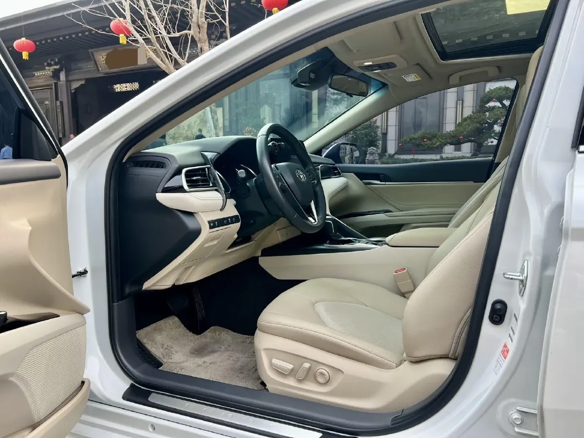 2021 Toyota Camry 2.0L 178HP L4 CVT,autocango,china used car exporter,china ev exporter,chinese used car exporter,chinese used ev exporter