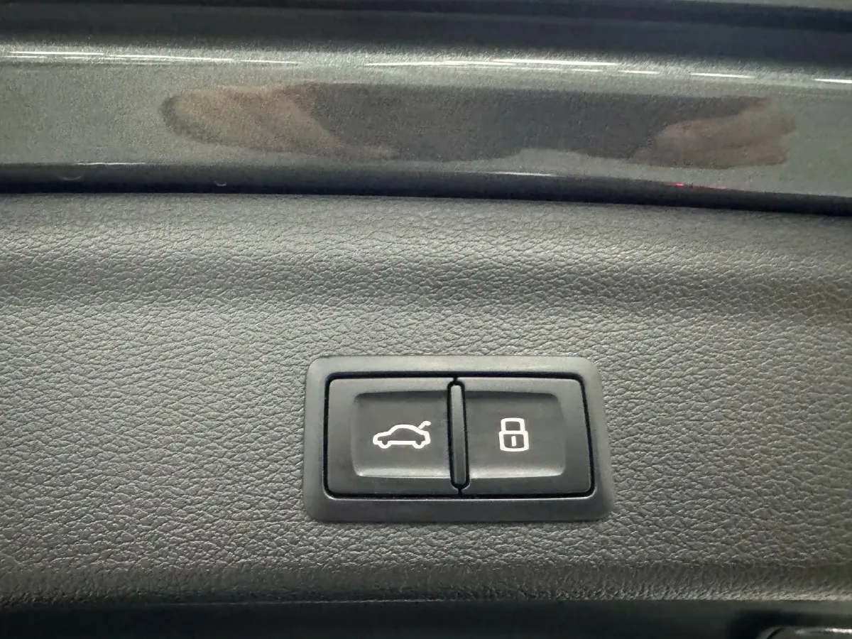 2021 Audi Q3 1.4T 150HP L4 7DCT,autocango,china used car exporter,china ev exporter,chinese used car exporter,chinese used ev exporter