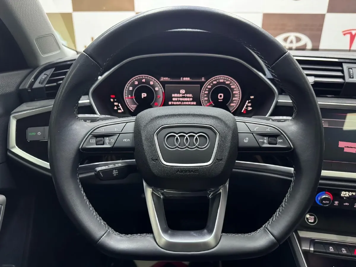 2021 Audi Q3 1.4T 150HP L4 7DCT,autocango,china used car exporter,china ev exporter,chinese used car exporter,chinese used ev exporter