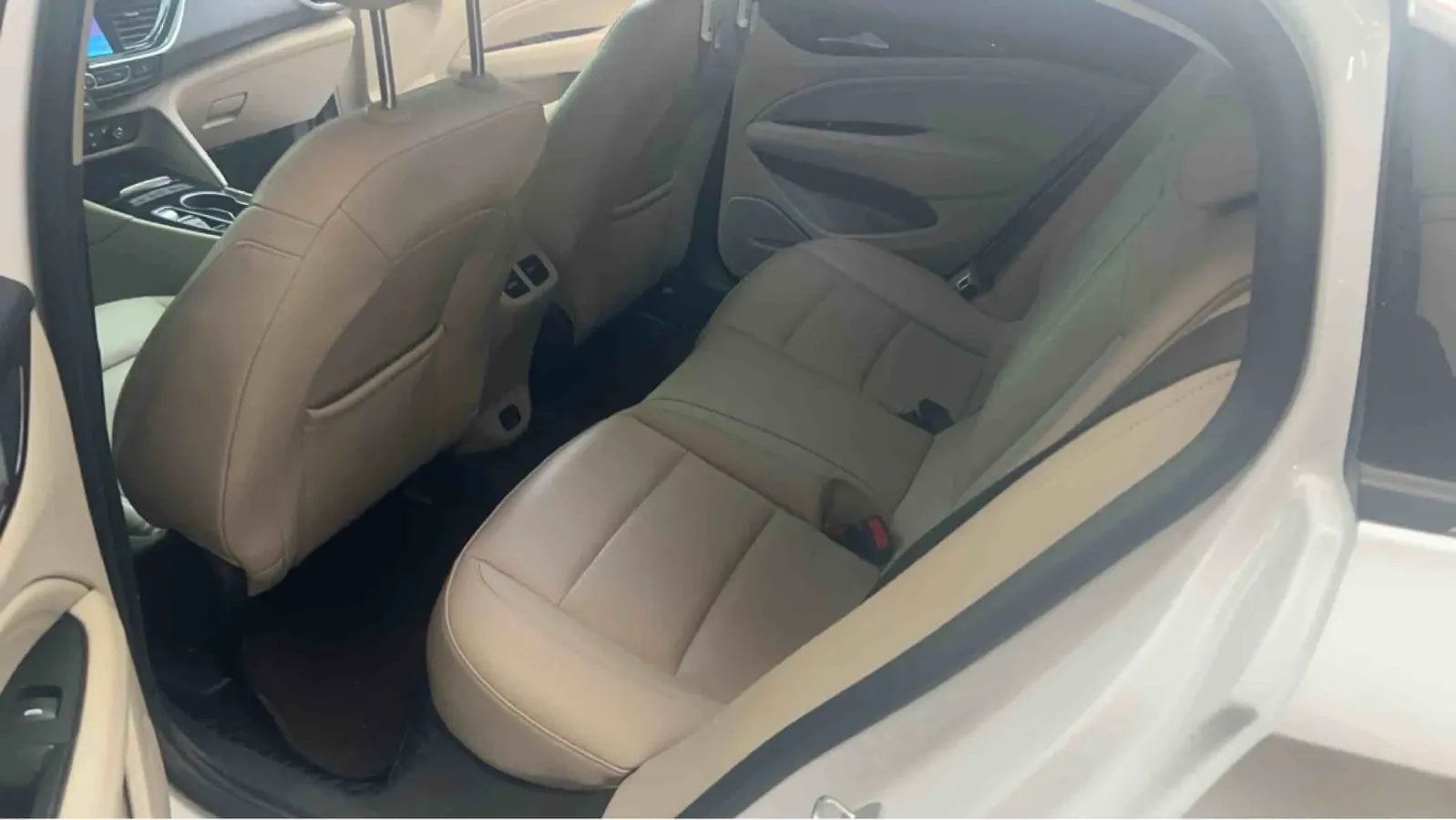 2021 Buick Regal 1.5T 169HP L4 9AT,autocango,china used car exporter,china ev exporter,chinese used car exporter,chinese used ev exporter