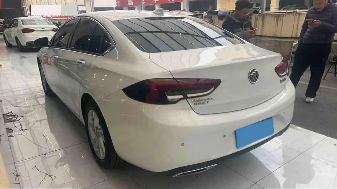 2021 Buick Regal 1.5T 169HP L4 9AT,autocango,china used car exporter,china ev exporter,chinese used car exporter,chinese used ev exporter