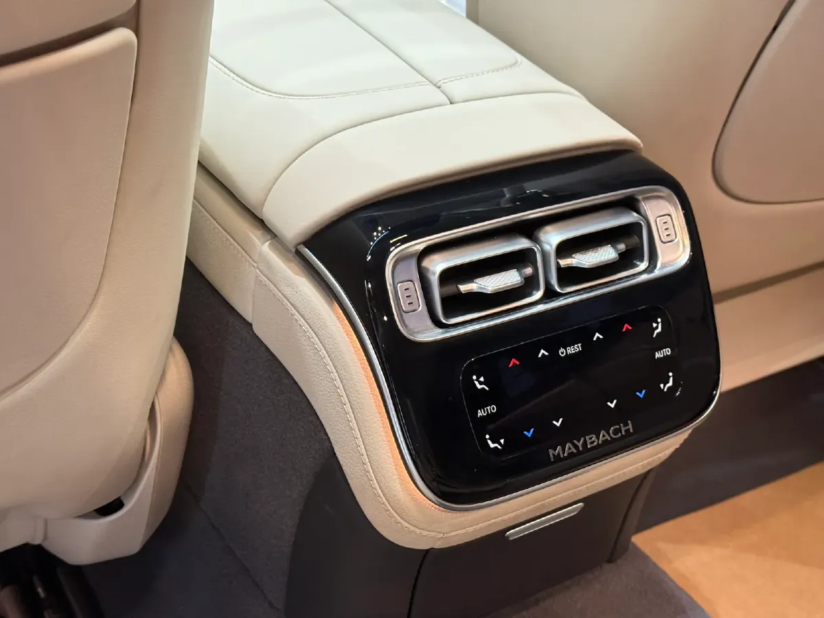 2021 Mercedes-Benz Maybach S Class 3.0T 367HP L6 9AT,autocango,china used car exporter,china ev exporter,chinese used car exporter,chinese used ev exporter