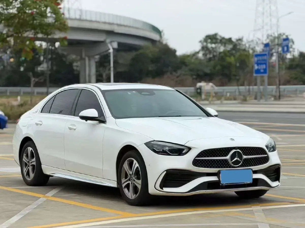 2022 Mercedes-Benz C Class 1.5T 170HP L4 9AT,autocango,china used car exporter,china ev exporter,chinese used car exporter,chinese used ev exporter