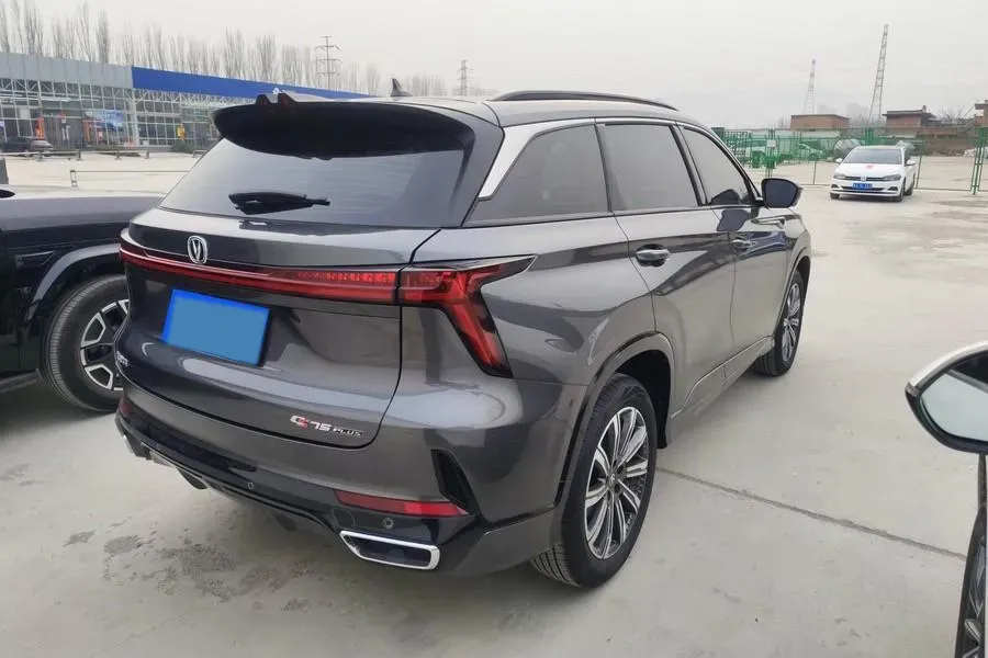2024 ChangAn CS75 Plus 1.5T 188HP L4 8AT,autocango,china used car exporter,china ev exporter,chinese used car exporter,chinese used ev exporter