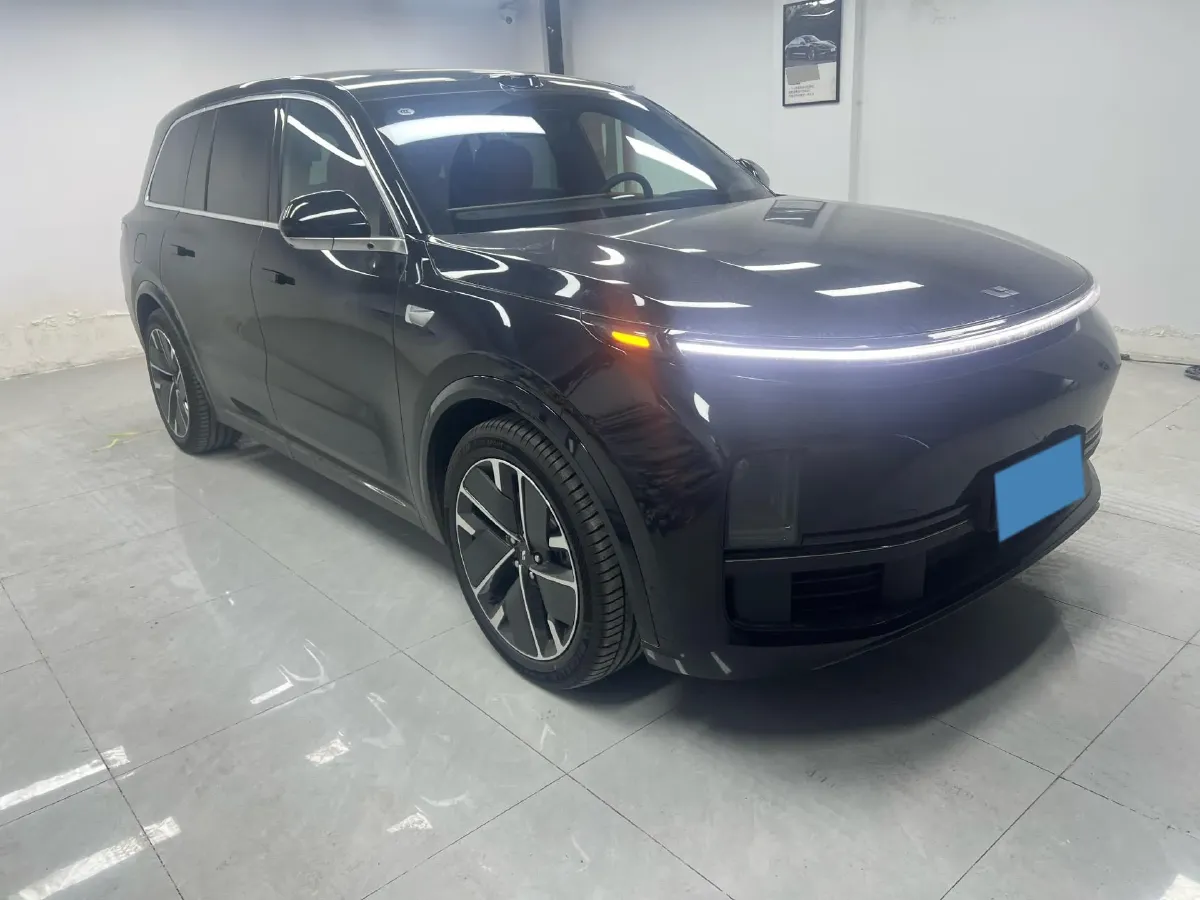 2025 Li L9 Range Extended 154HP REEV,autocango,china used car exporter,china ev exporter,chinese used car exporter,chinese used ev exporter